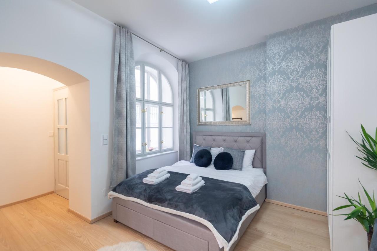 פראג Quiet Apartment In The Heart Of Old Town Centre מראה חיצוני תמונה